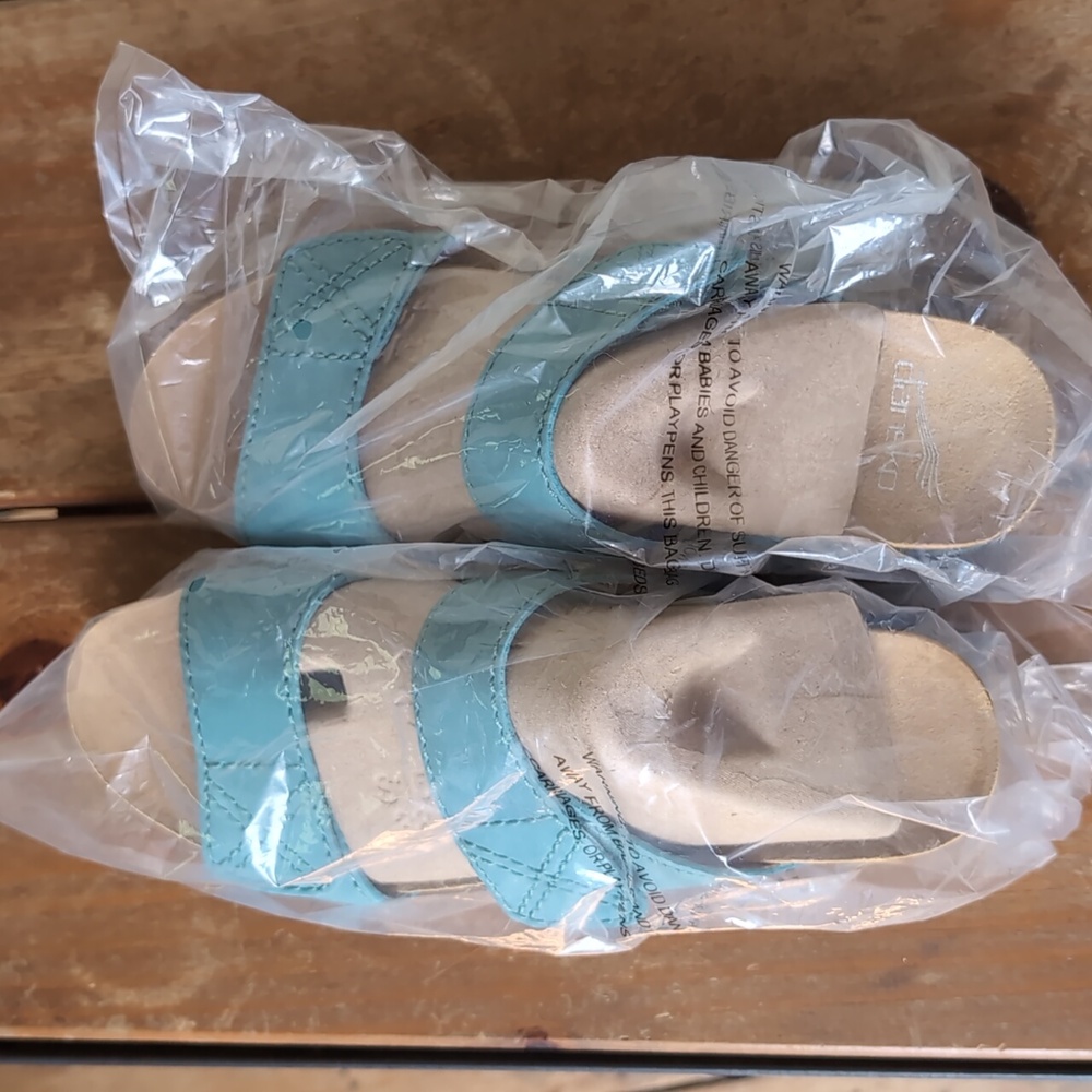 Dansko Women's Blue Sandals - Picture 4 of 5
